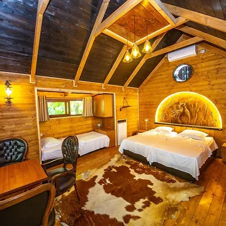 Hostel Legjenda *