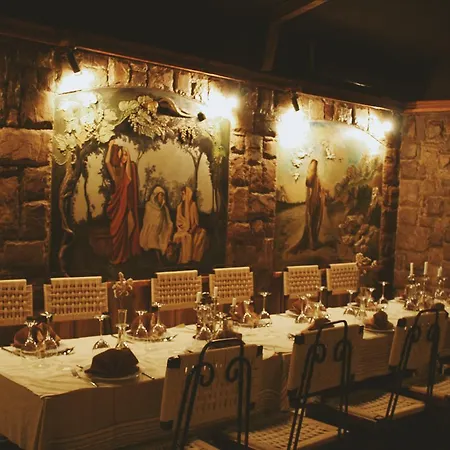 Legjenda Hostal